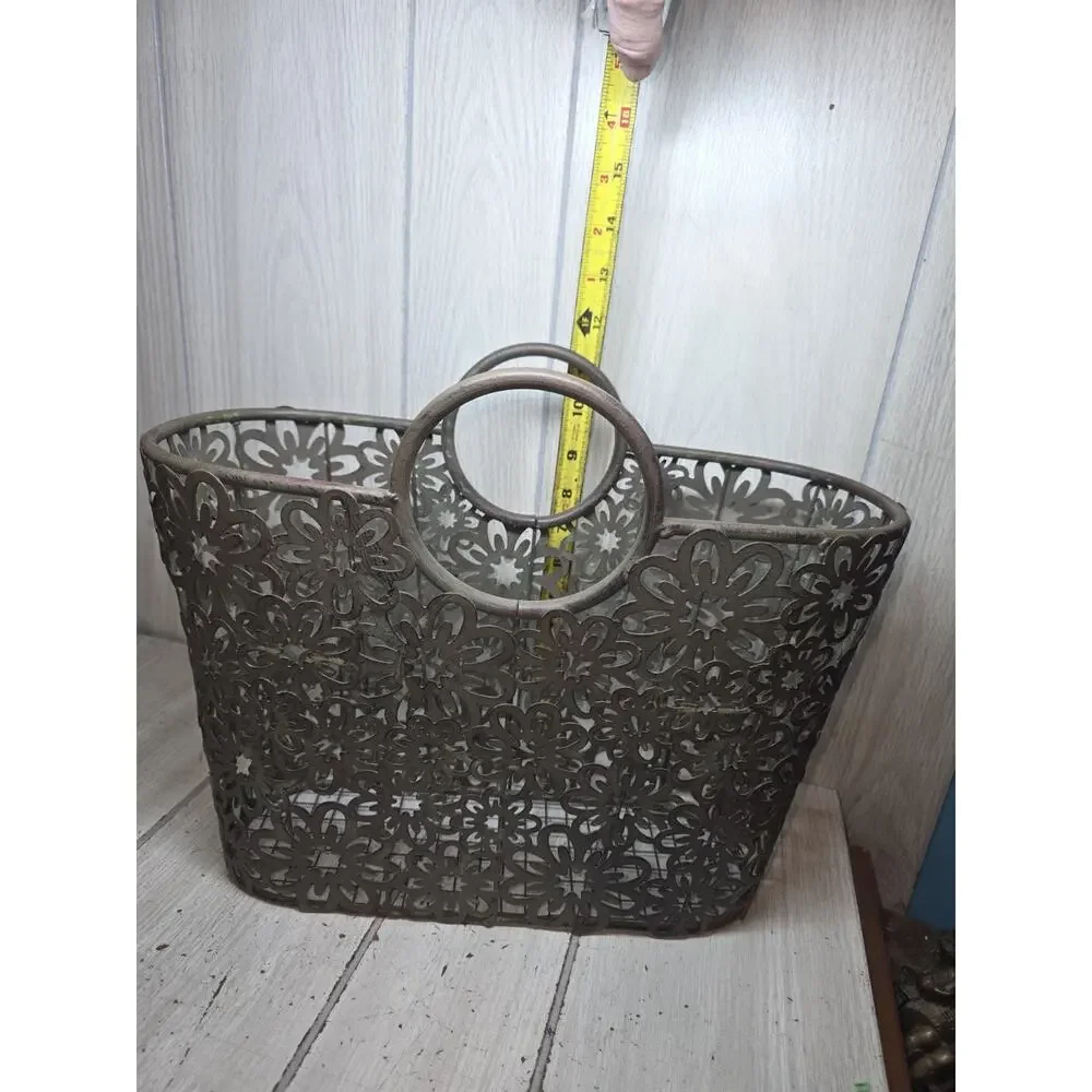 Vtg Large Floral Metal Basket Bin Magazine Rack Towel Display Bathroom Decor